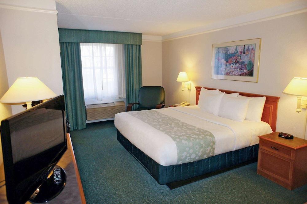 La Quinta Inn By Wyndham Norfolk Virginia Beach Bagian luar foto