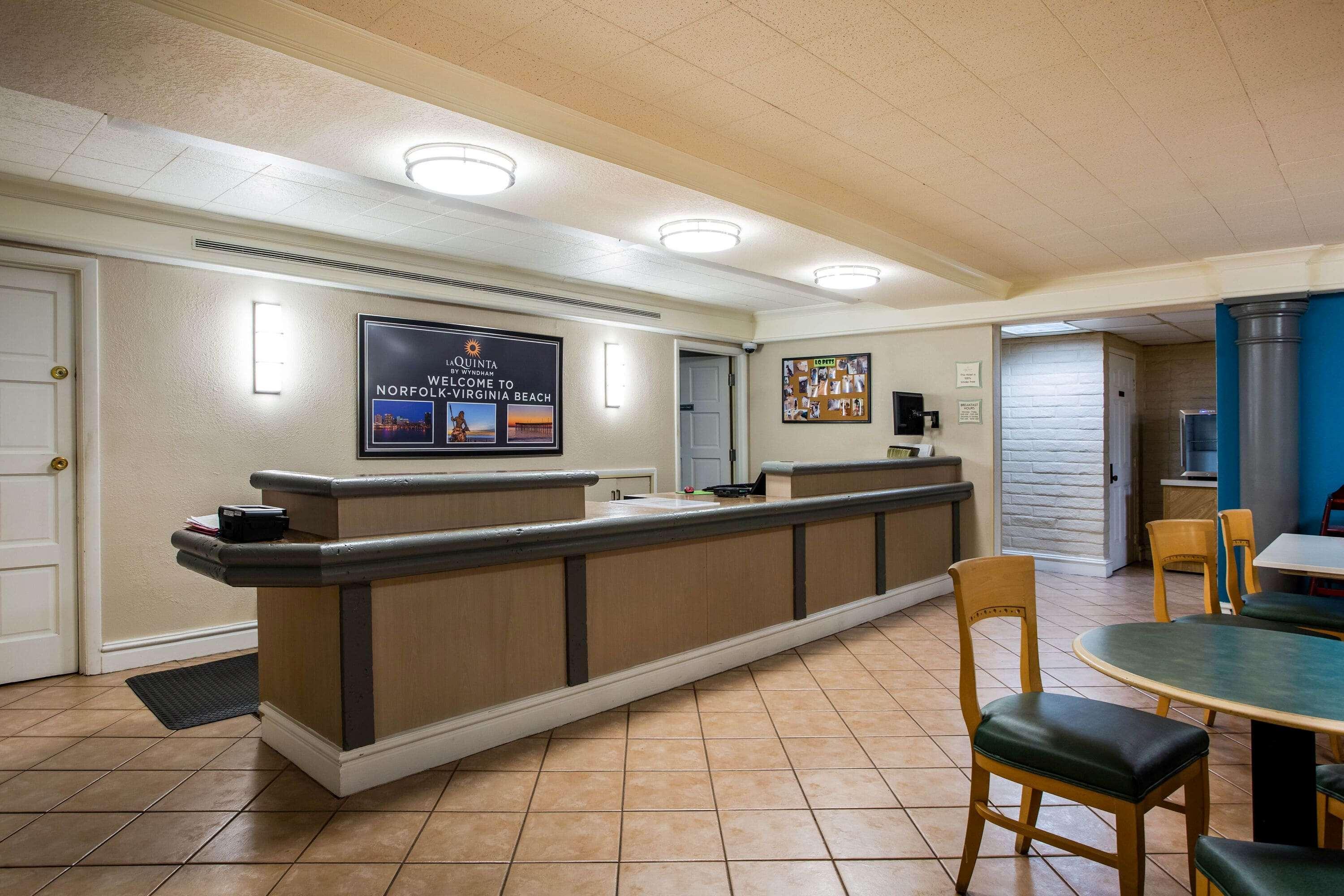 La Quinta Inn By Wyndham Norfolk Virginia Beach Bagian luar foto