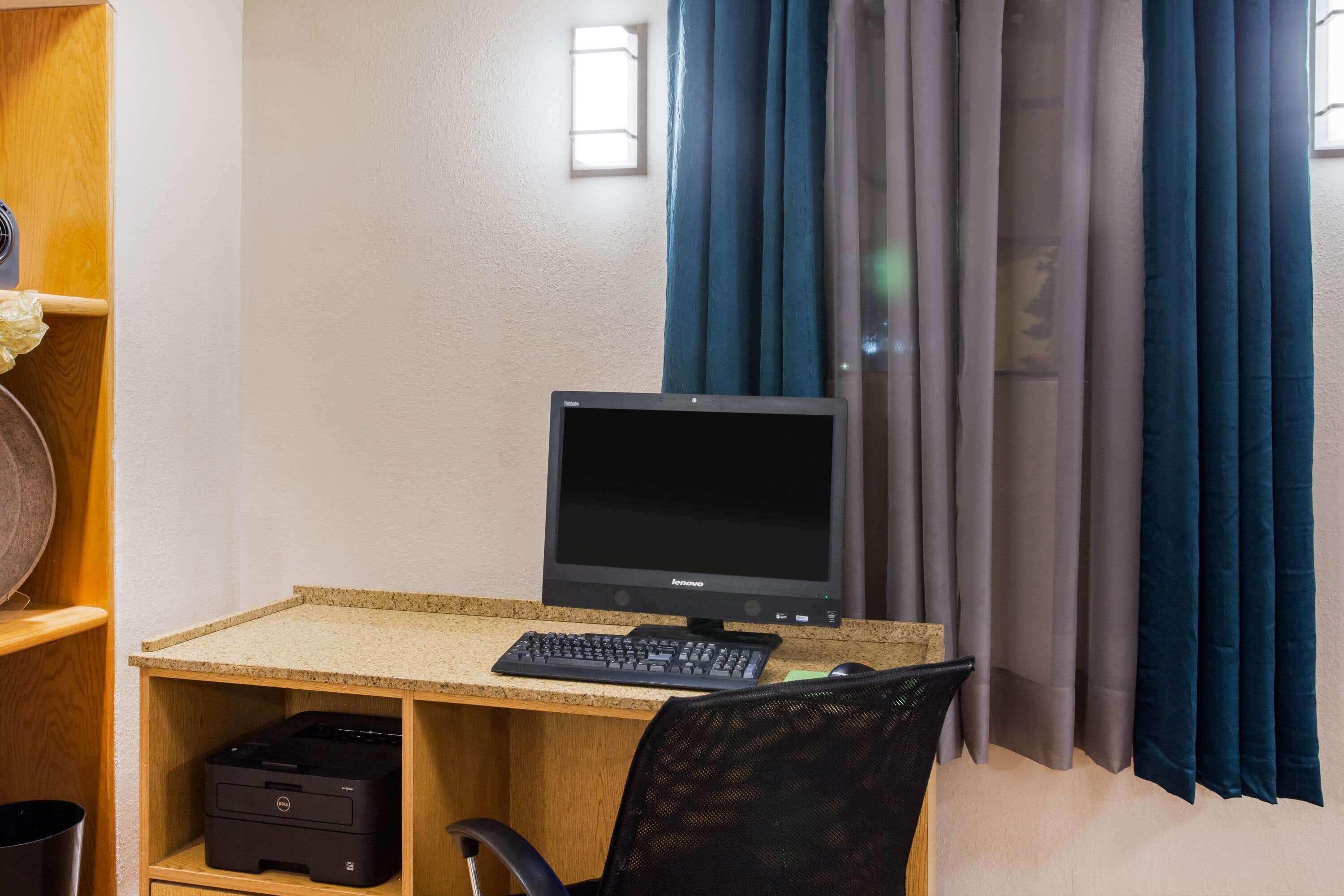 La Quinta Inn By Wyndham Norfolk Virginia Beach Bagian luar foto