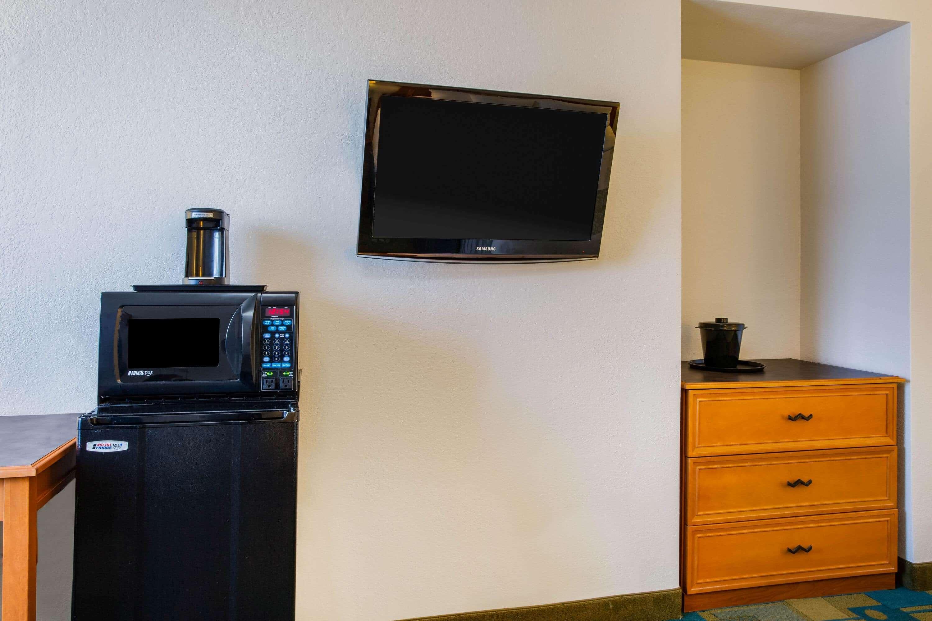 La Quinta Inn By Wyndham Norfolk Virginia Beach Bagian luar foto